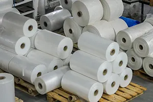 rPET packaging films made from recycled rPET flakes.